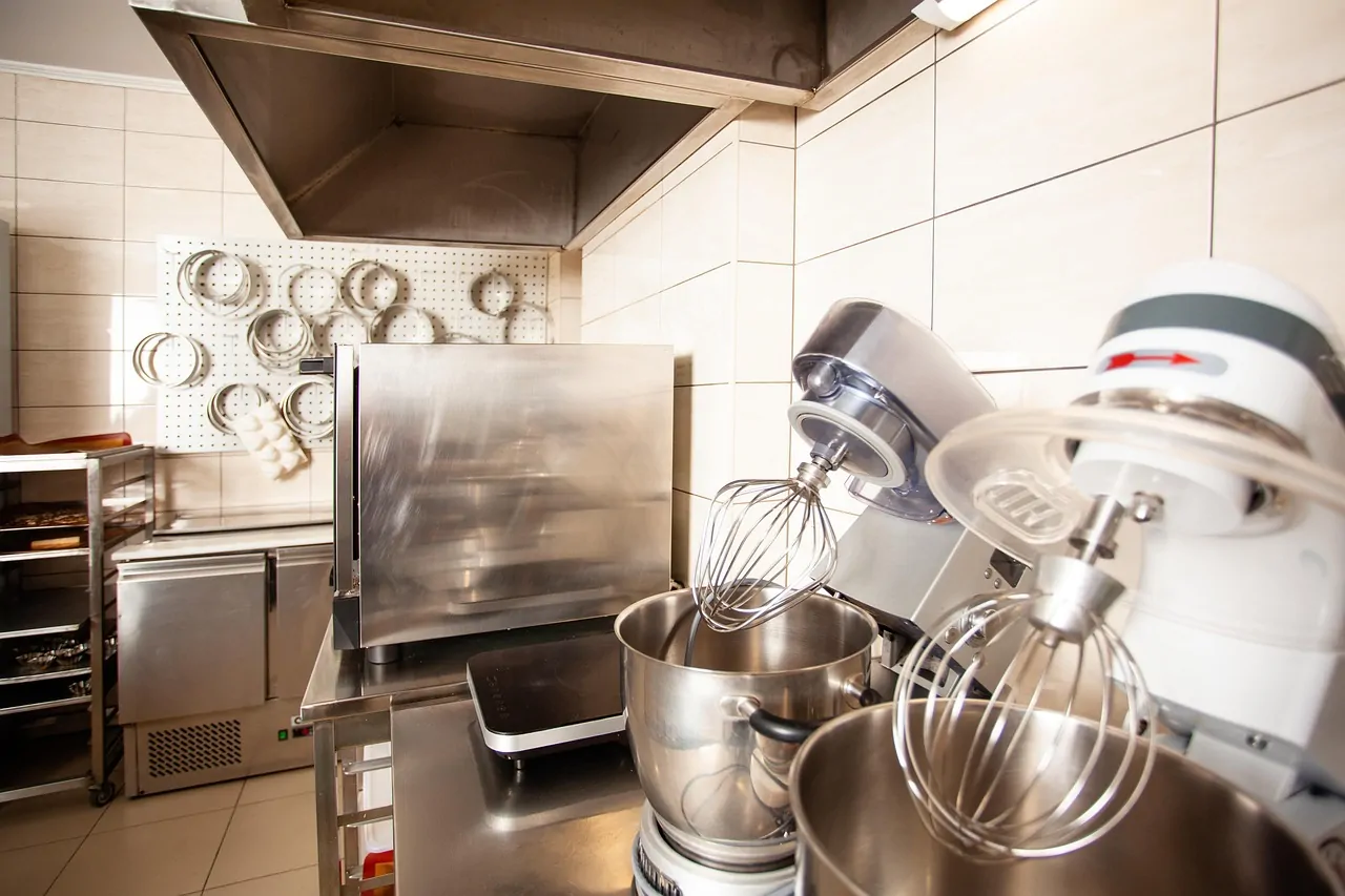 Commercial ice cream machine on the shop floor